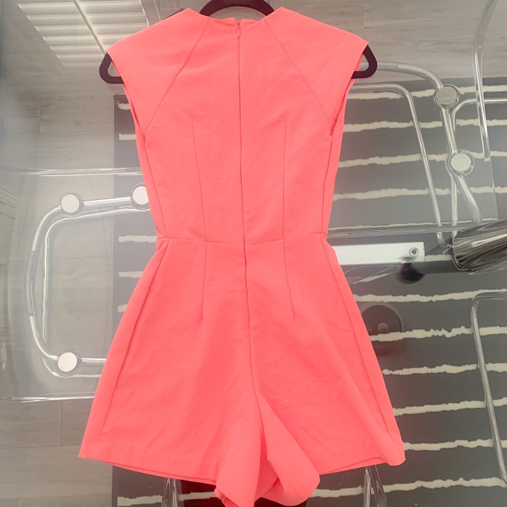 Guess Romper - Picture 2 of 2